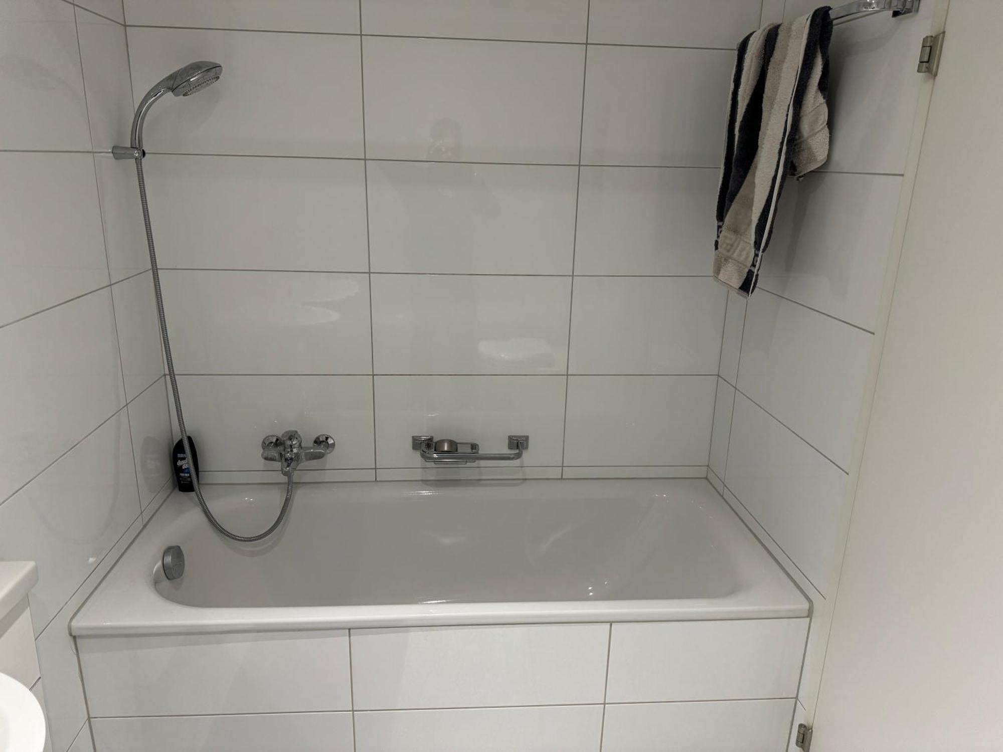 Vk - R - Zuerich Airport - Luxury - Home Stay - Raetschengaessli - Kloten Ngoại thất bức ảnh